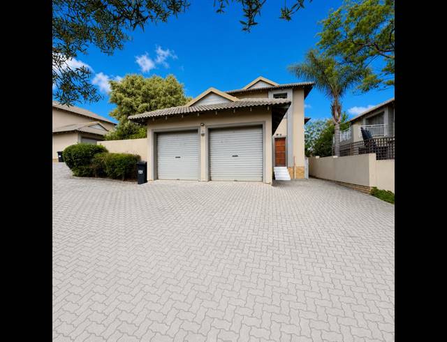 3 BEDROOM TOWNHOUSE FOR SALE IN RUIMSIG